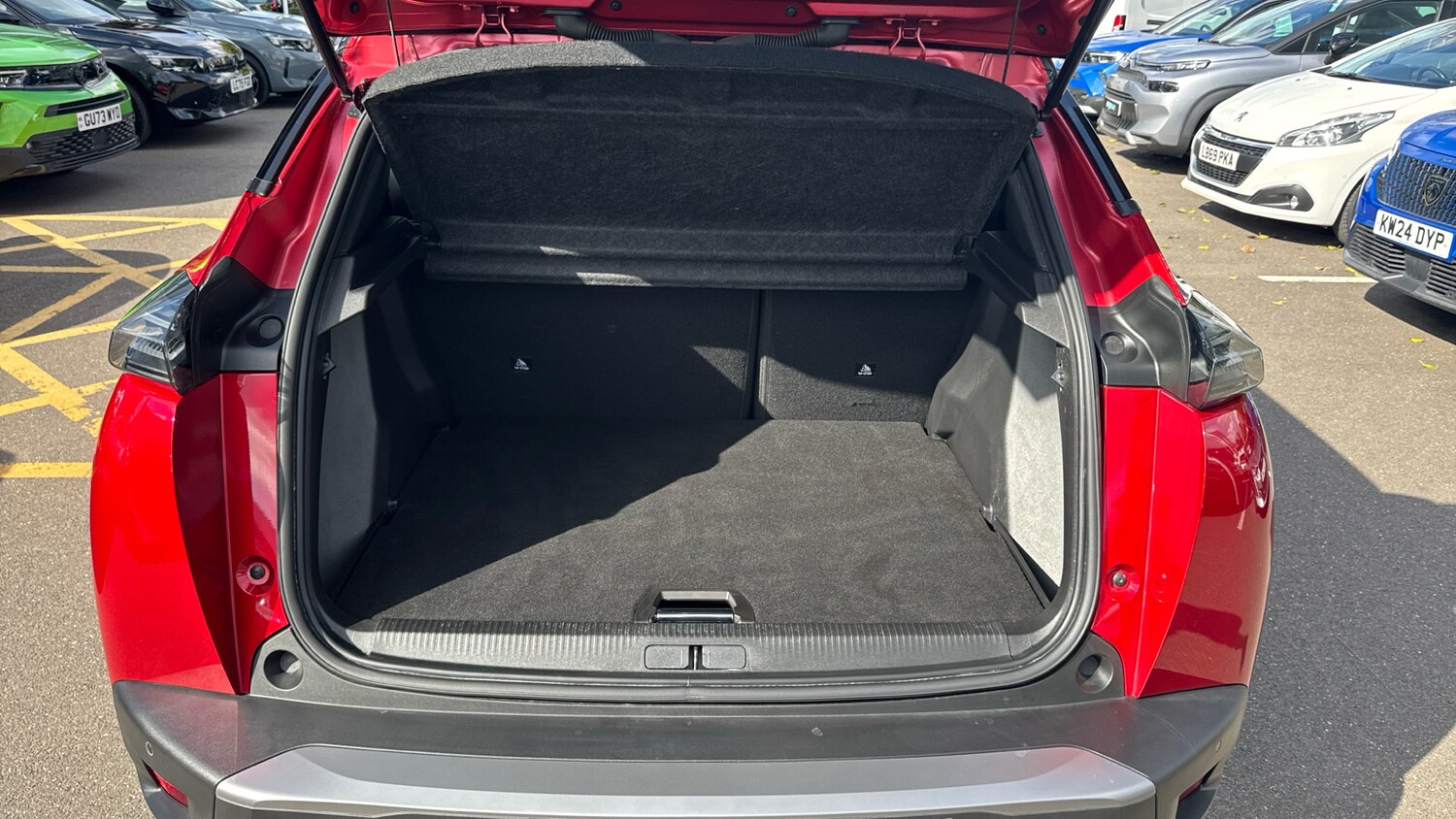 Used Peugeot 2008 2024 for sale - 76043885: Photo 19