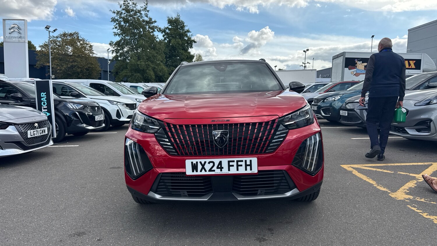 Used Peugeot 2008 2024 for sale - 76043885: Photo 8