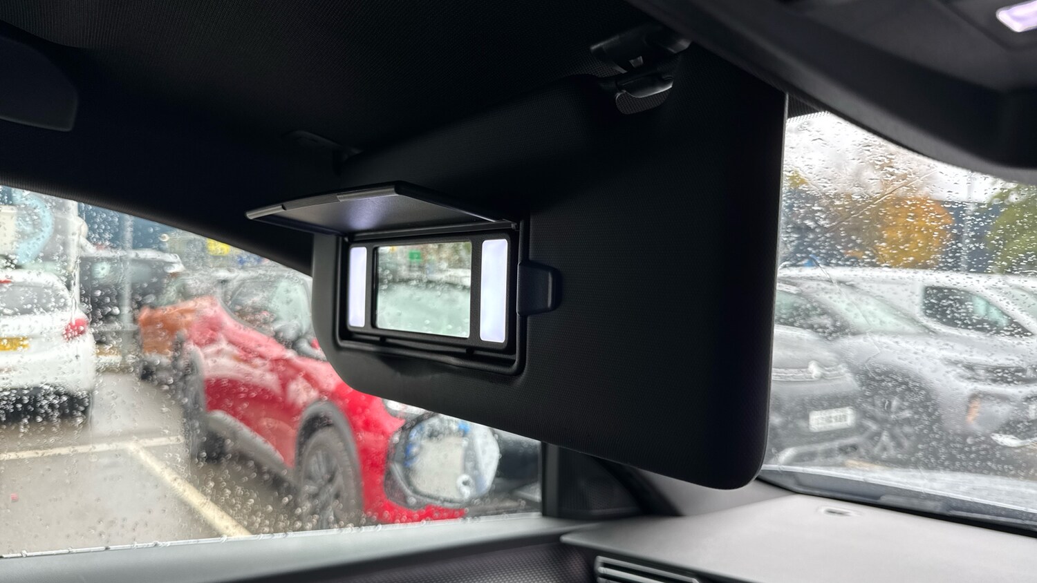 Used Peugeot 5008 2025 for sale - 76410171: Photo 32