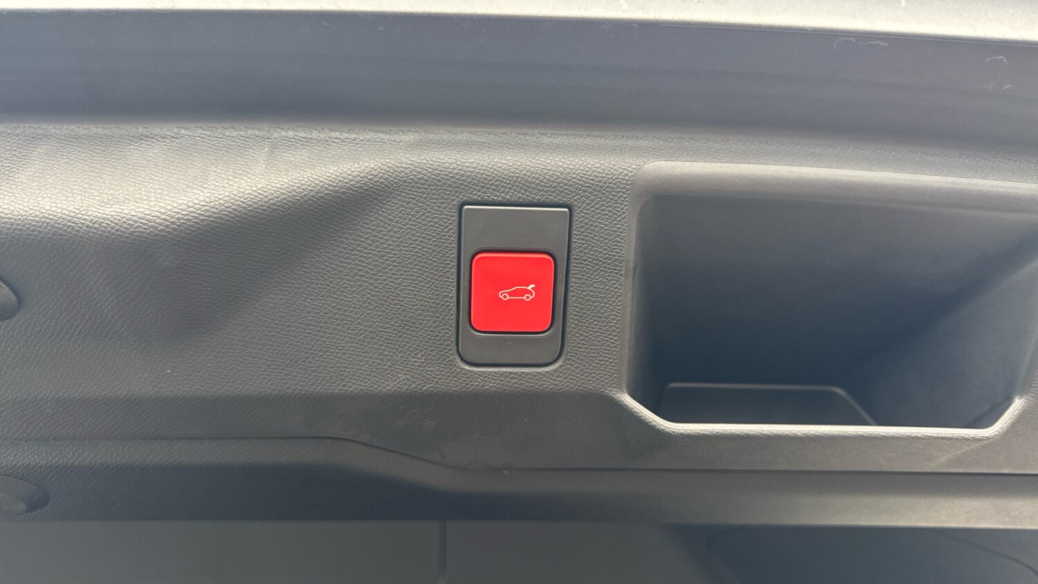 Used Peugeot 5008 2025 for sale - 76410171: Photo 42