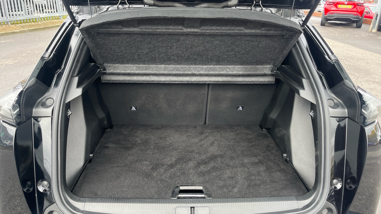 Used Peugeot 2008 2024 for sale - 76574268: Photo 19