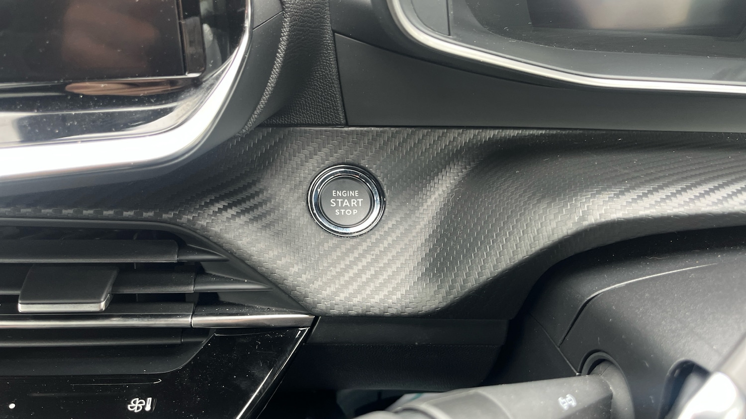 Used Peugeot 2008 2024 for sale - 76574268: Photo 40