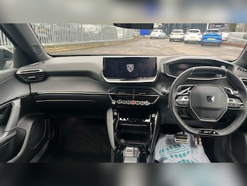 Used Peugeot 2008 2024 for sale - 76574268: Photo