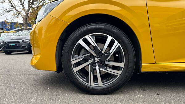 Used Peugeot 208 2023 for sale - 76228686: Photo 15