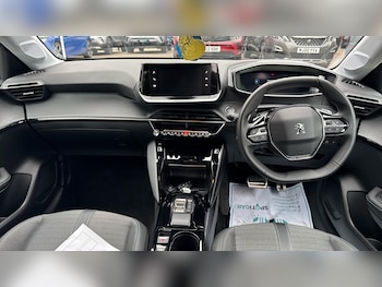 Used Peugeot 208 2023 for sale - 76228686: Photo 4