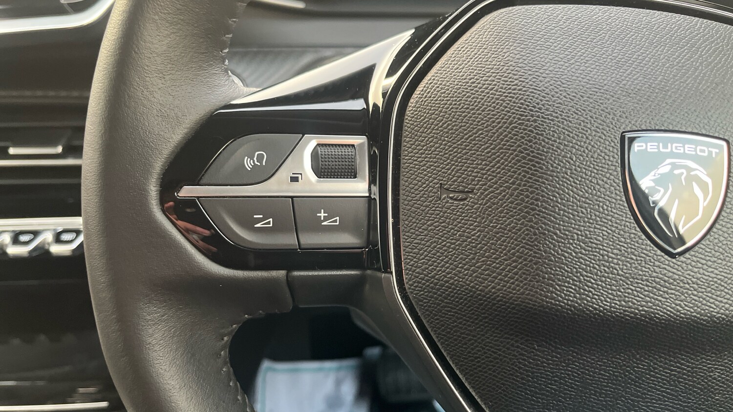 Used Peugeot 208 2024 for sale - 76787638: Photo 24