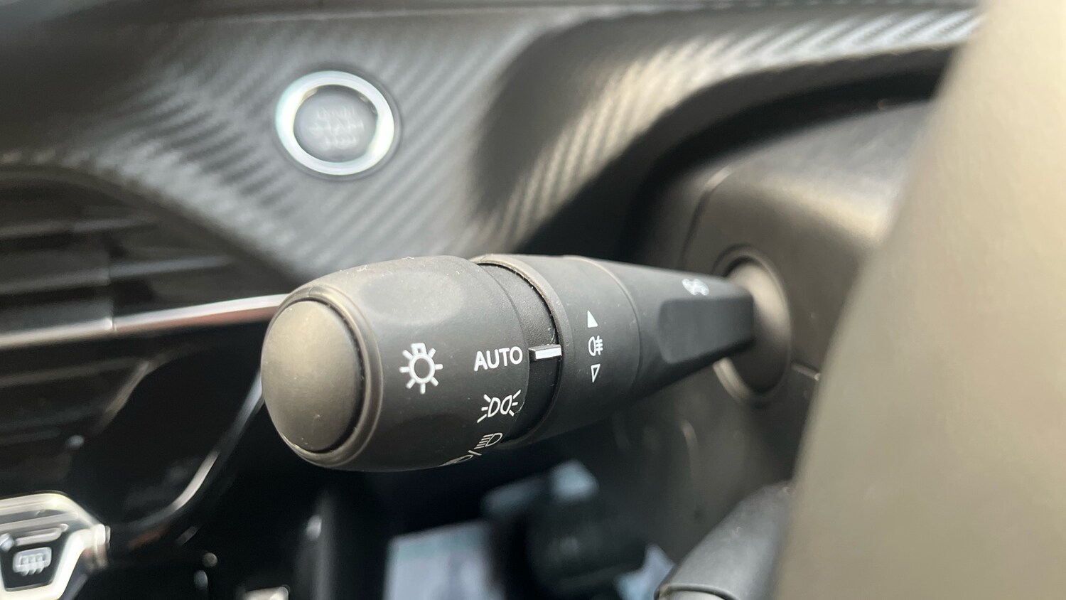 Used Peugeot 208 2024 for sale - 76787638: Photo 28