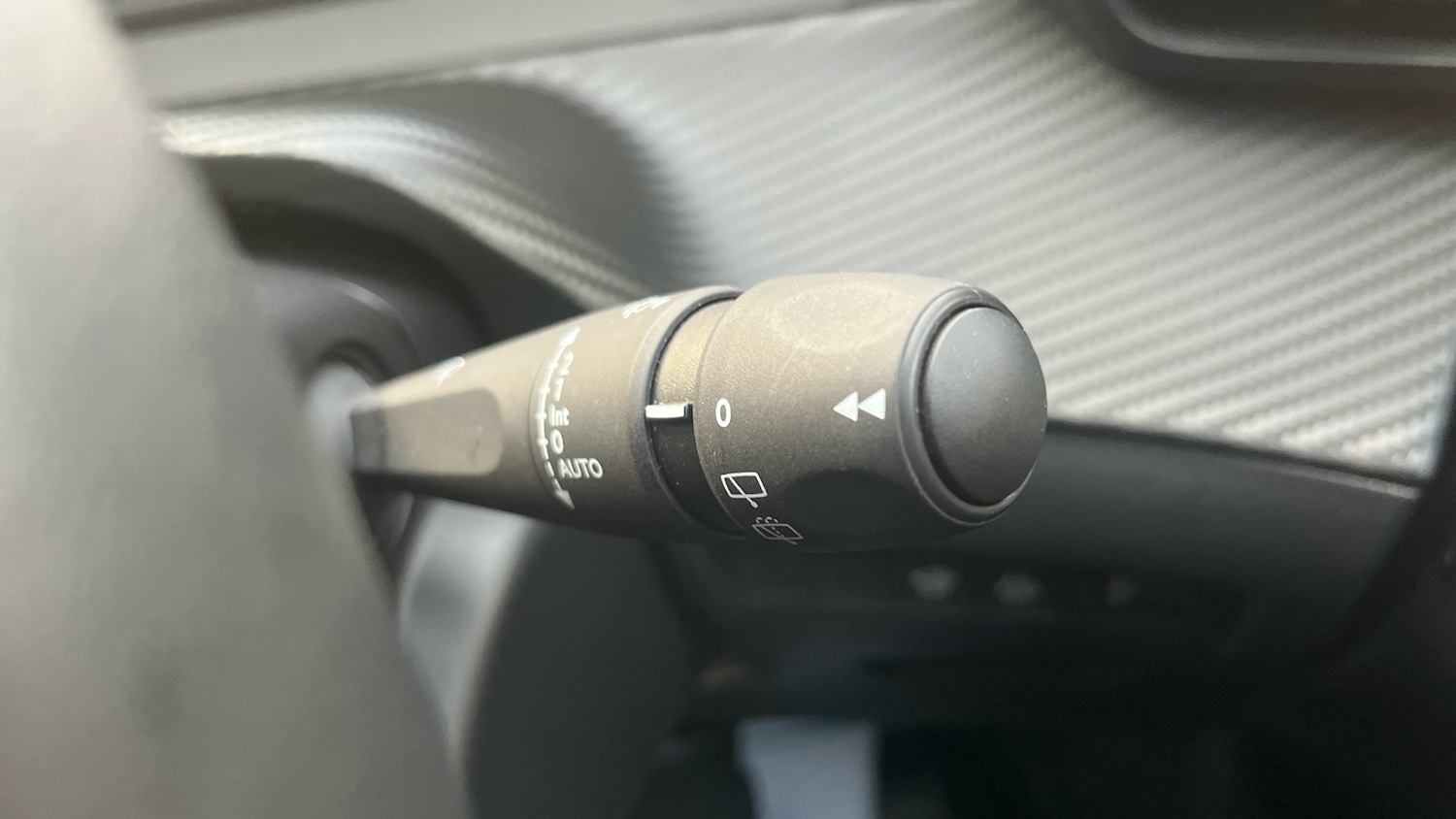 Used Peugeot 208 2024 for sale - 76787638: Photo 29