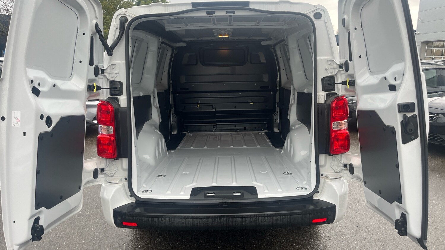 Used Citroen Dispatch 2023 for sale - 76593333: Photo 19