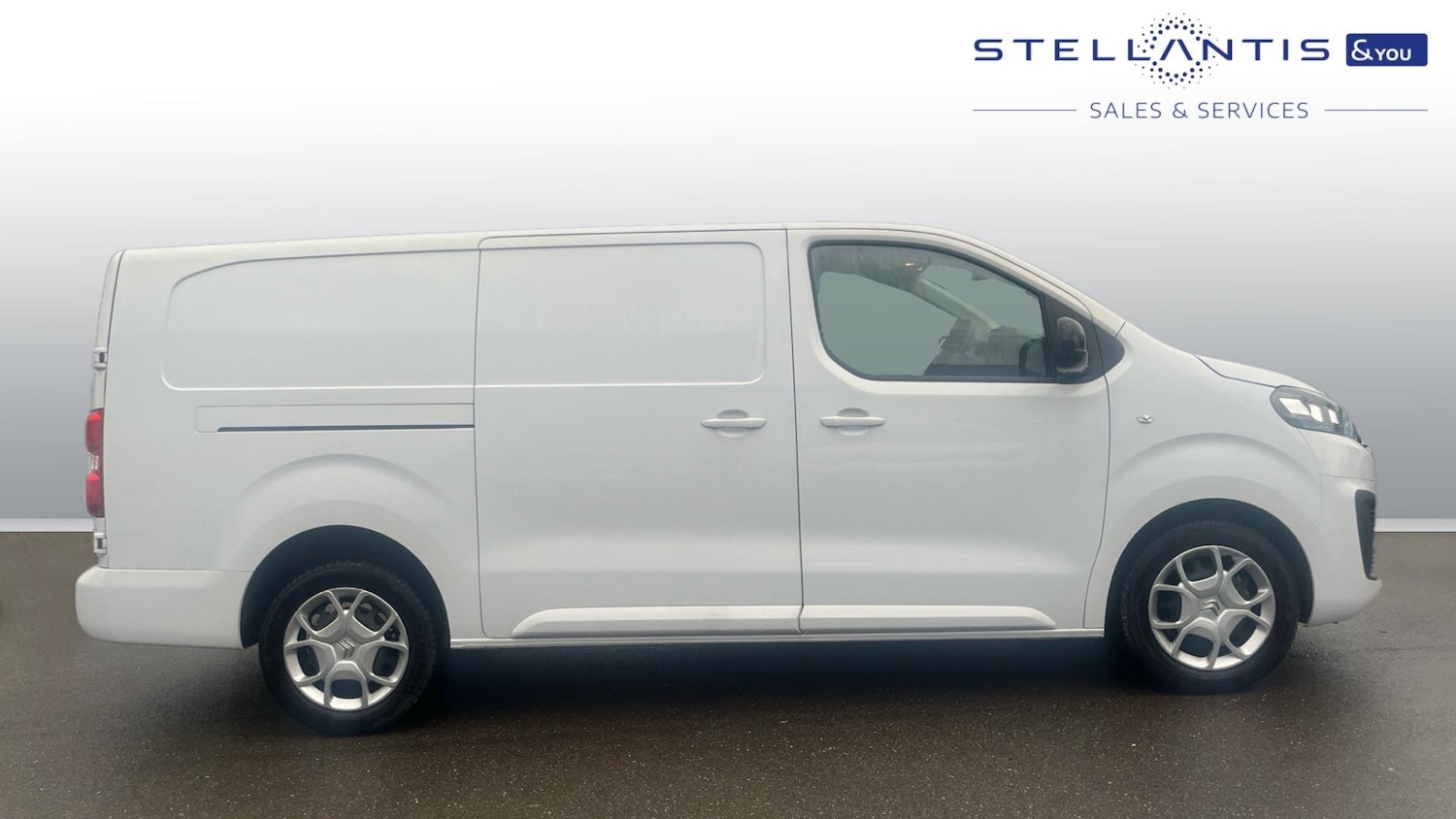 Used Citroen Dispatch 2023 for sale - 76593333: Photo 2