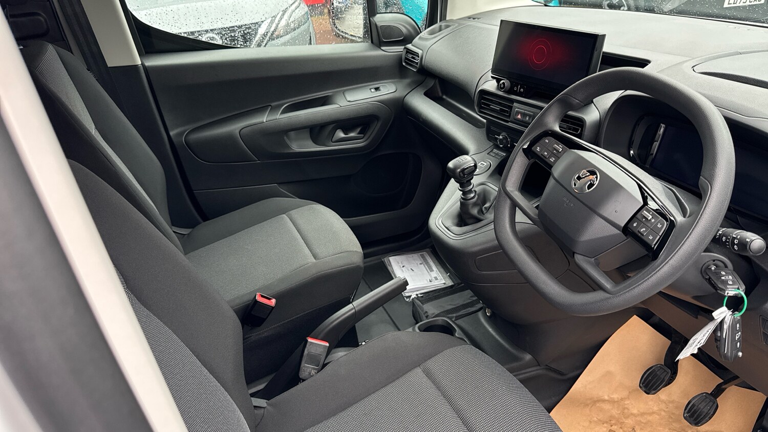 Used Vauxhall Combo 2024 for sale - 76043888: Photo 11