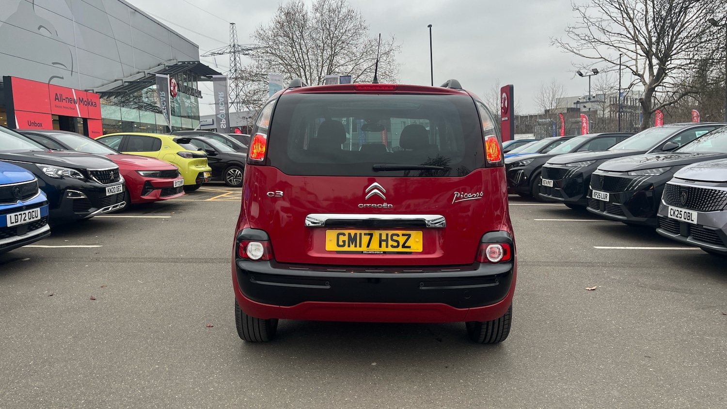 Used Citroen C3 Picasso 2017 for sale - 76772555: Photo 10