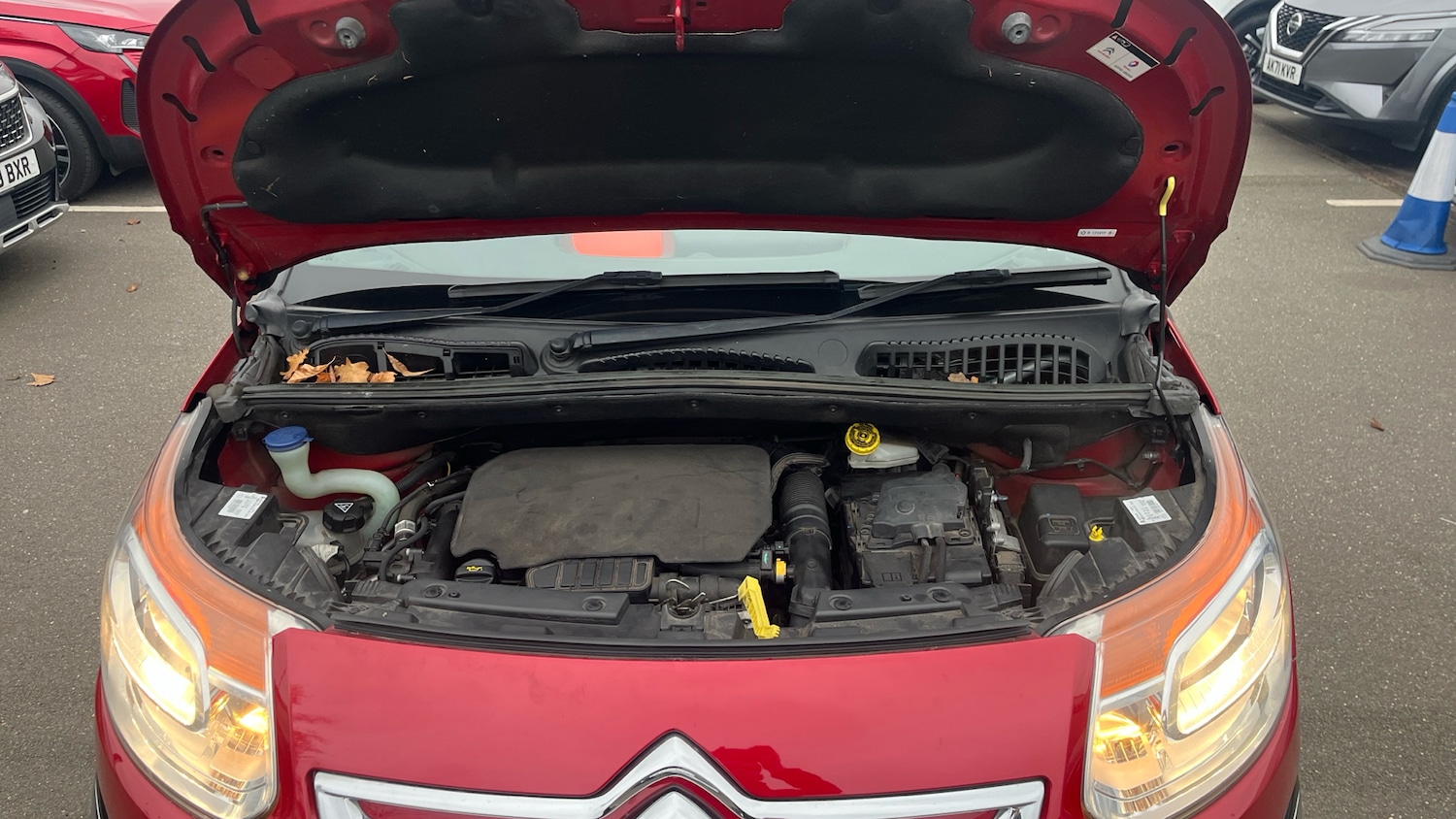 Used Citroen C3 Picasso 2017 for sale - 76772555: Photo 19