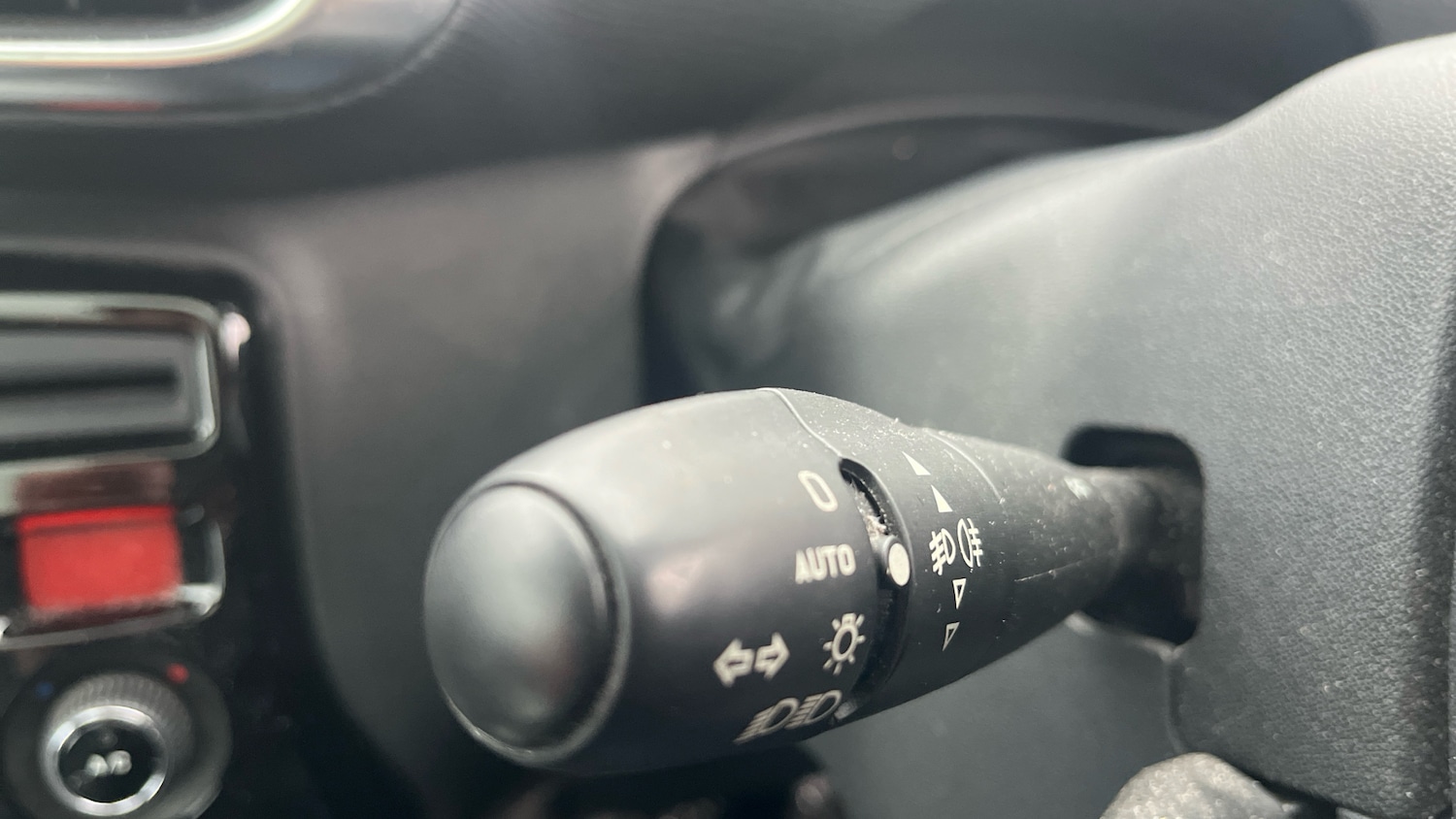 Used Citroen C3 Picasso 2017 for sale - 76772555: Photo 28