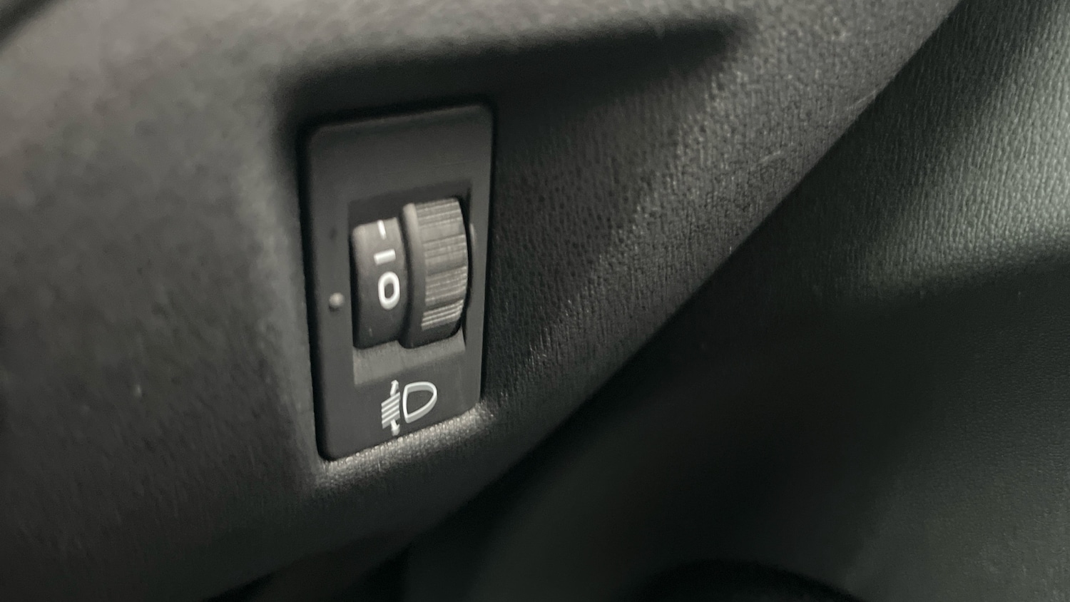 Used Citroen C3 Picasso 2017 for sale - 76772555: Photo 35