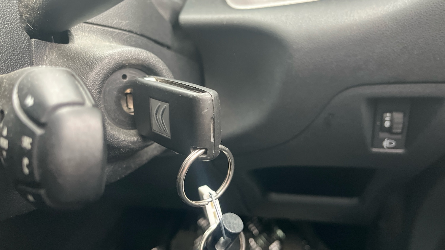 Used Citroen C3 Picasso 2017 for sale - 76772555: Photo 41