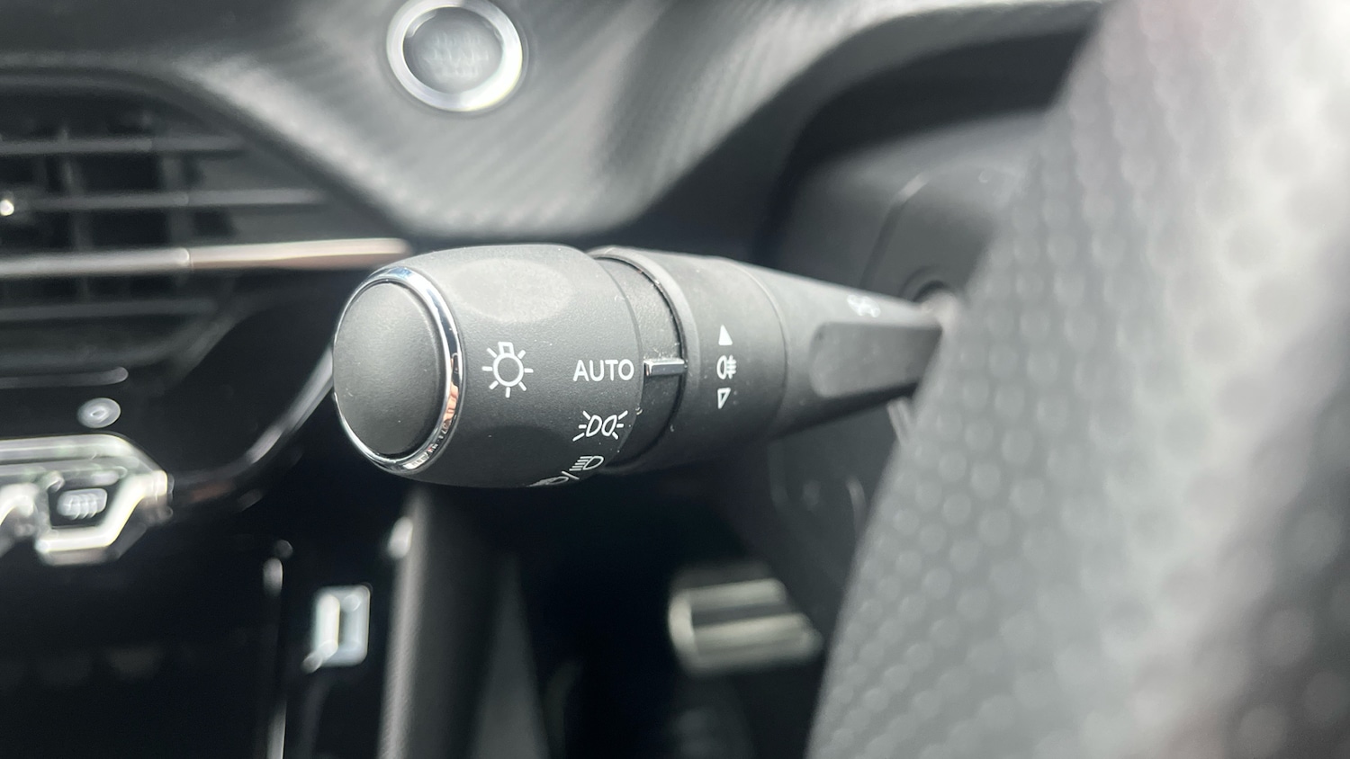 Used Peugeot 208 2023 for sale - 76927426: Photo 27