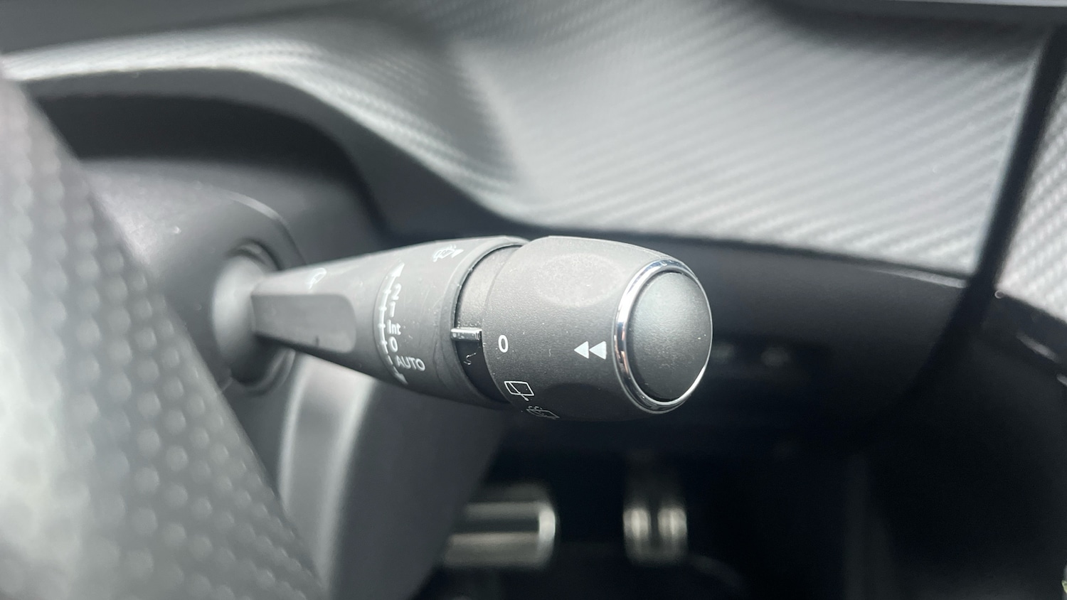 Used Peugeot 208 2023 for sale - 76927426: Photo 28