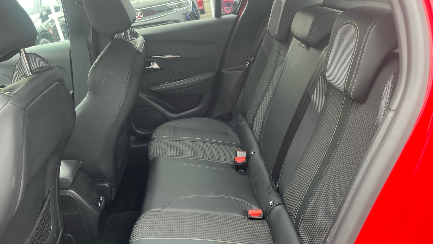 Used Peugeot 208 2023 for sale - 76927426: Photo 33