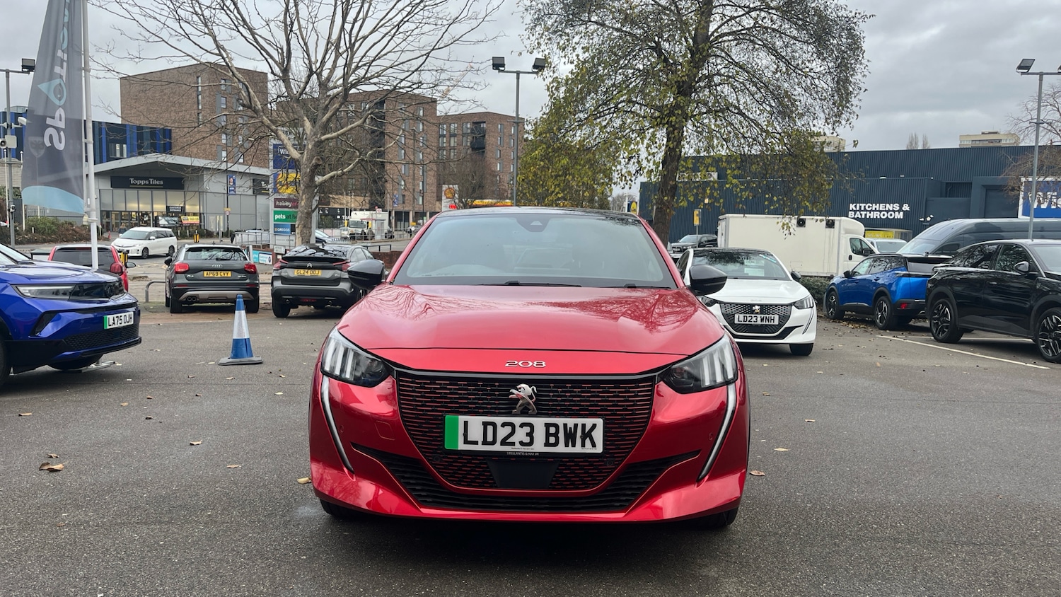 Used Peugeot 208 2023 for sale - 76927426: Photo 8