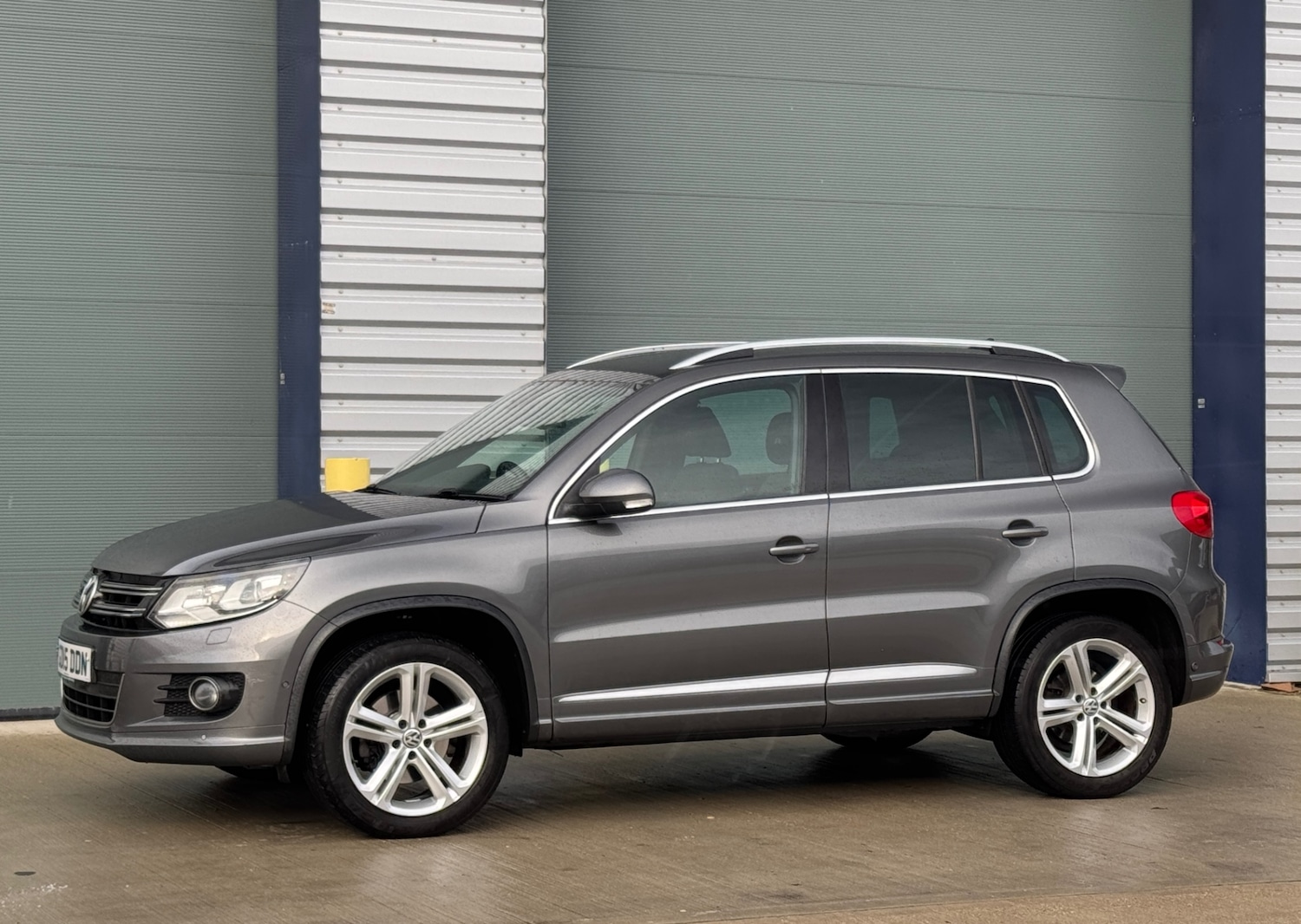 Used Volkswagen Tiguan 2015 for sale - 76859573: Photo 6