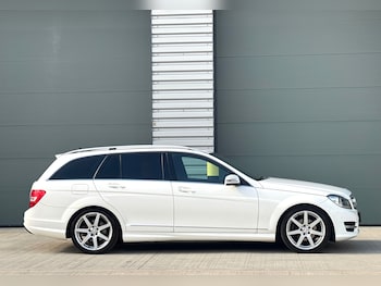 Used Mercedes-Benz C-Class 2013 for sale - 75874556: Photo