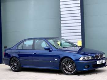 2000 (V) - 5.0 V8 4dr