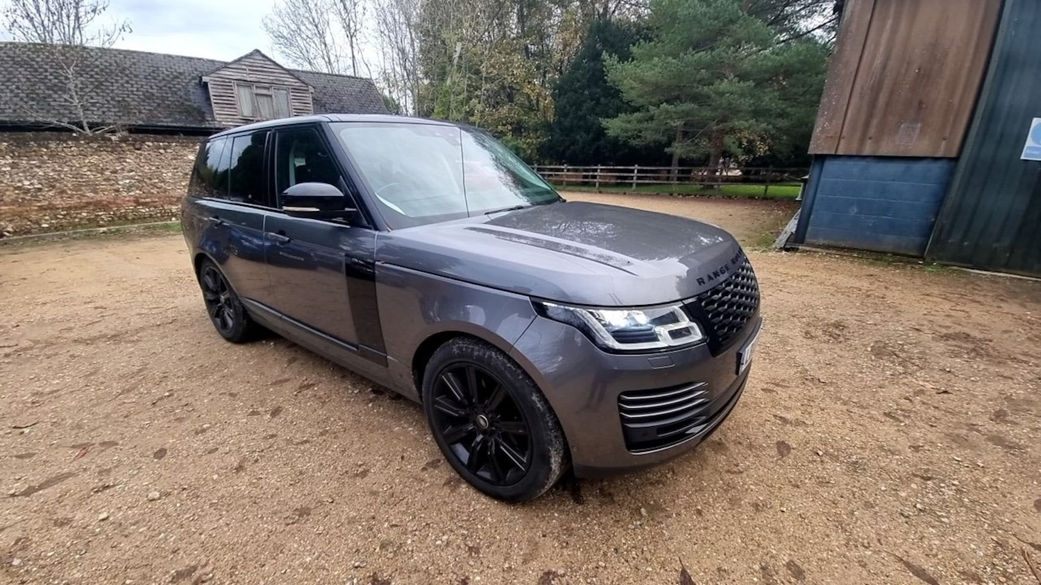 Used Land Rover Range Rover 2018 for sale - 76511198: Photo 2
