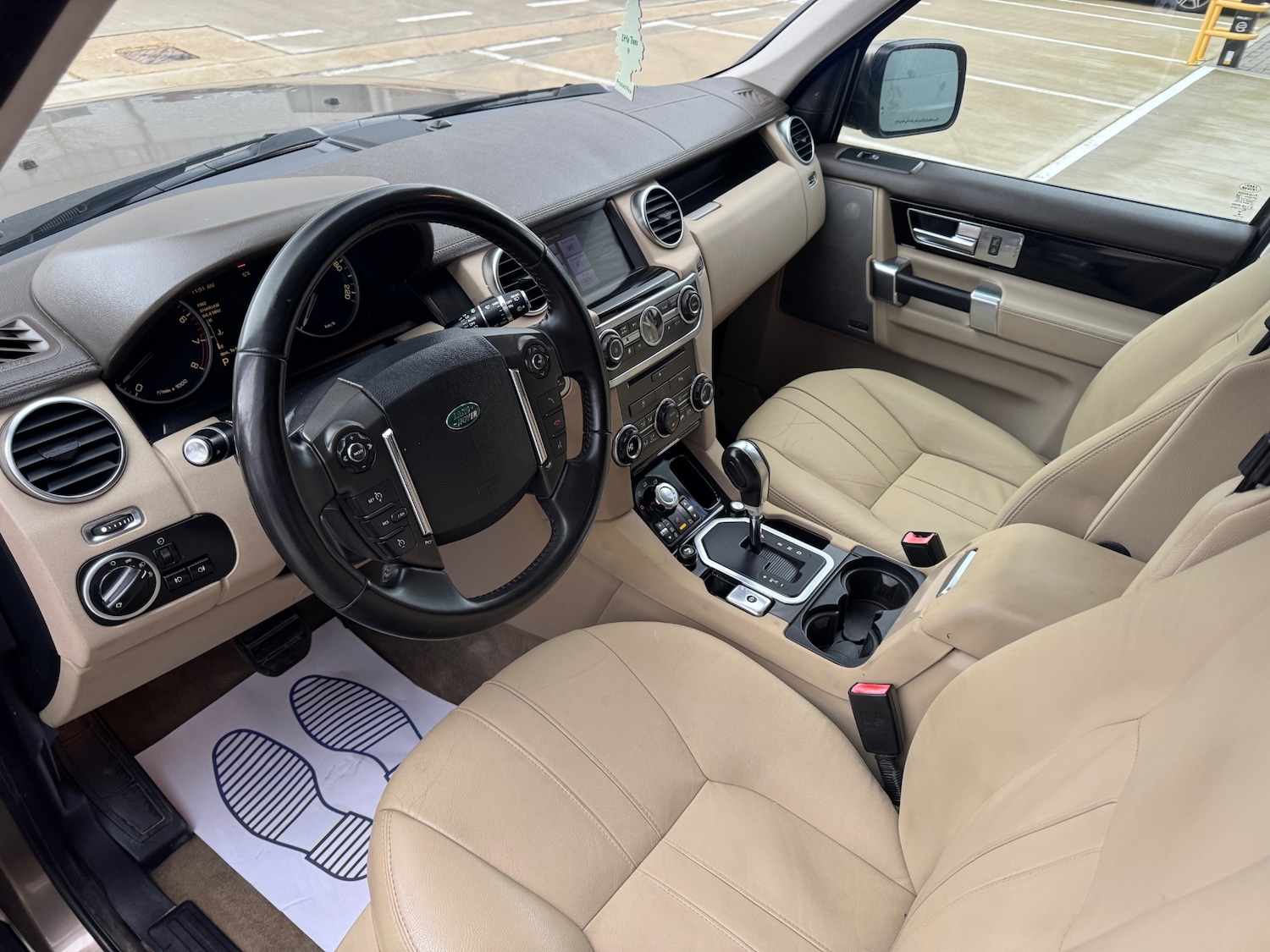 Used Land Rover Discovery 2025 for sale - 77379513: Photo 12