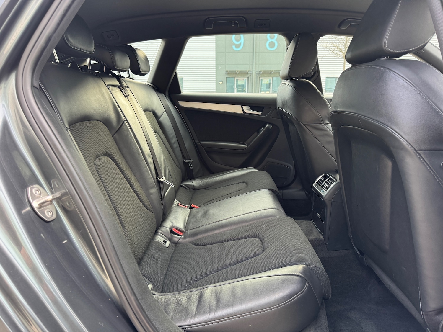 Used Audi A4 2013 for sale - 76987070: Photo 15