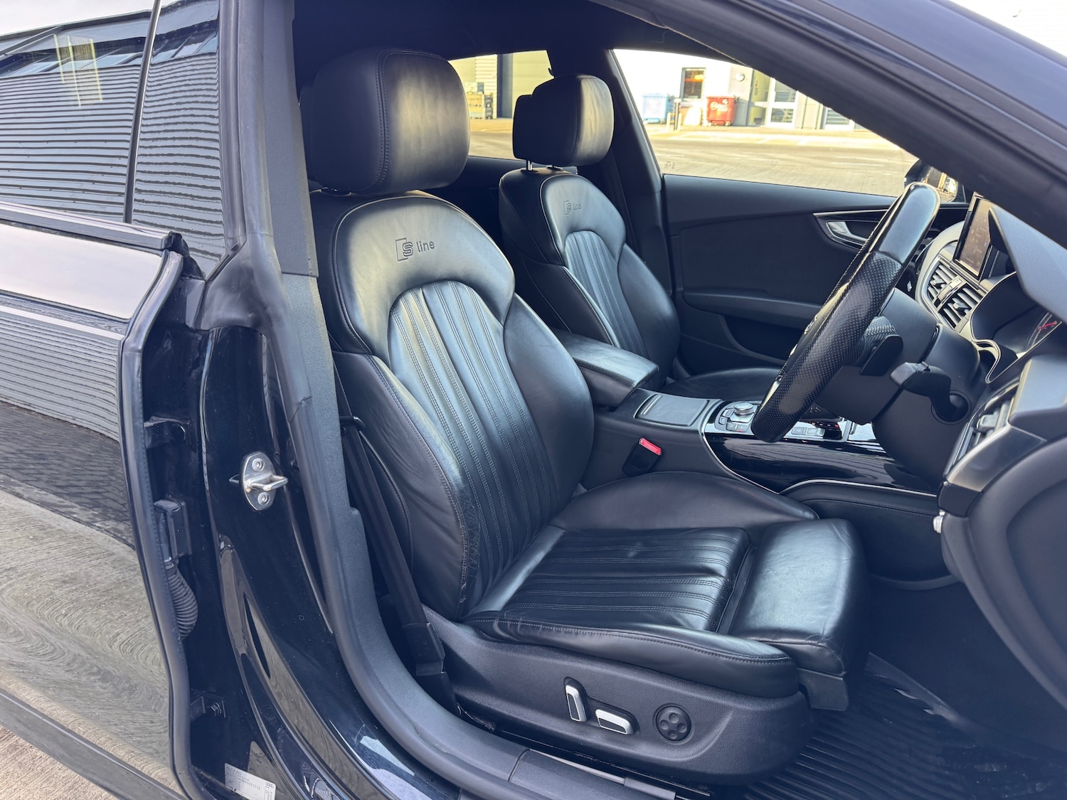 Used Audi A7 2016 for sale - 76931874: Photo 15