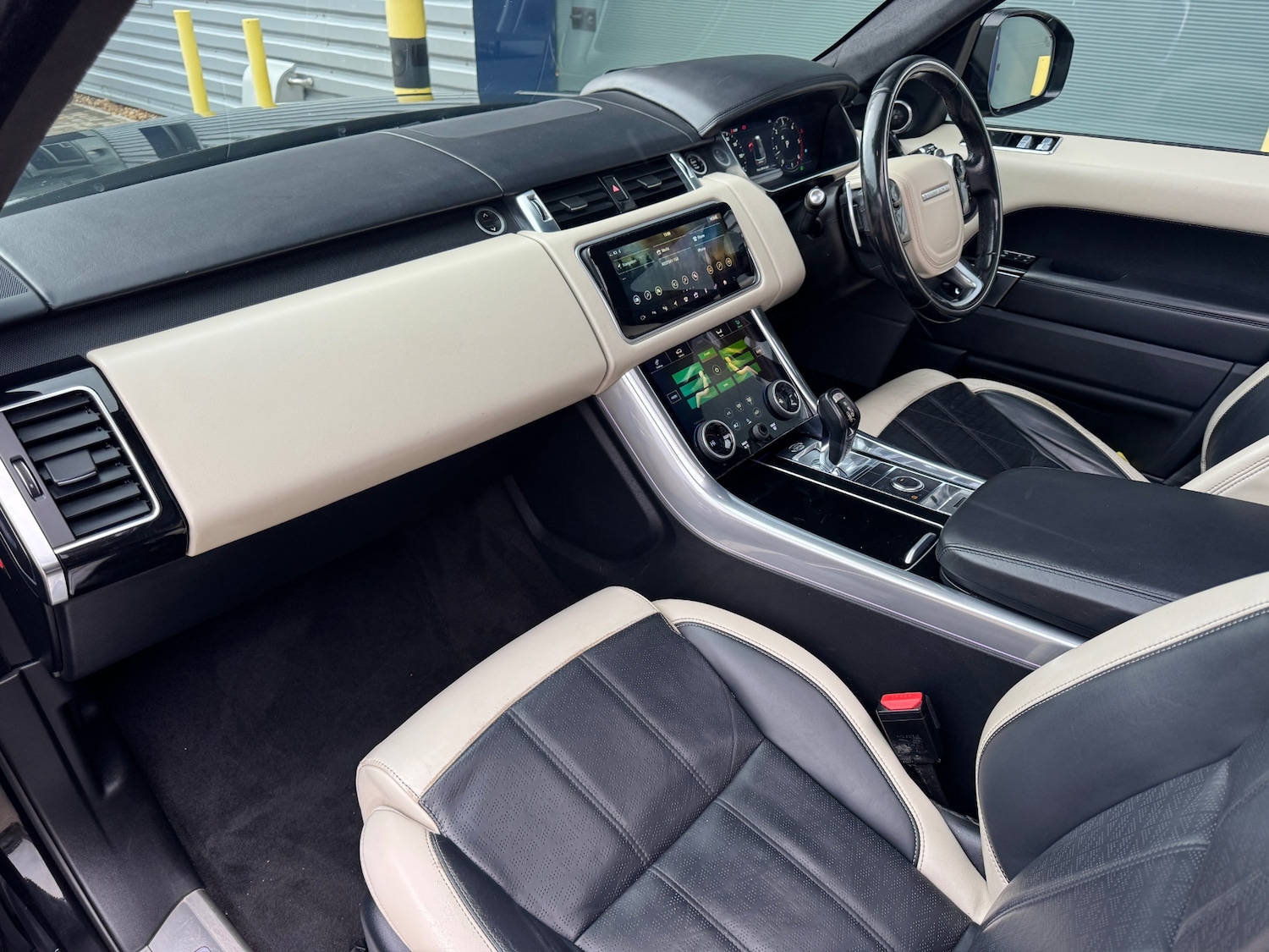 Used Land Rover Range Rover Sport 2018 for sale - 76684565: Photo 14