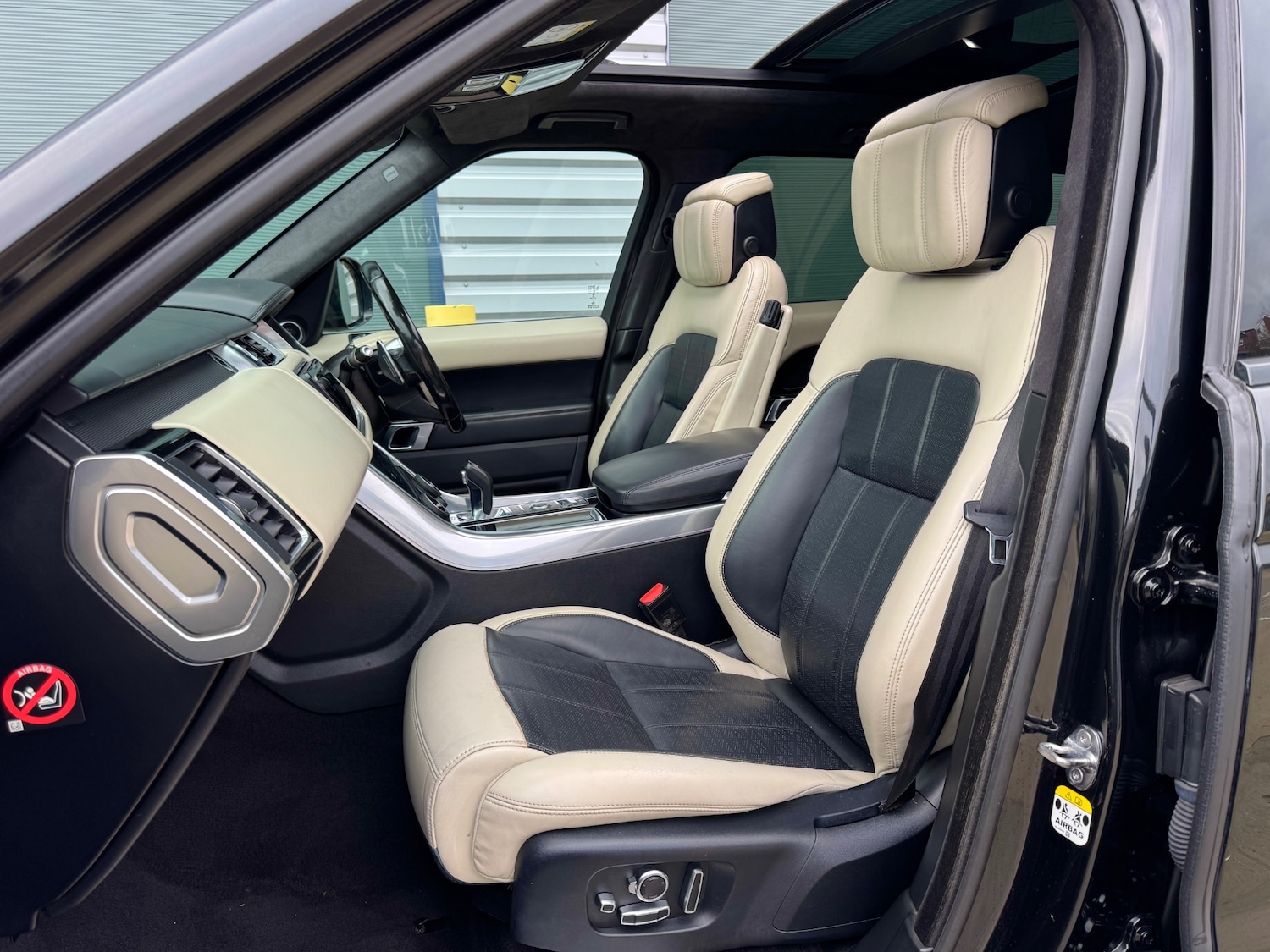 Used Land Rover Range Rover Sport 2018 for sale - 76684565: Photo 15