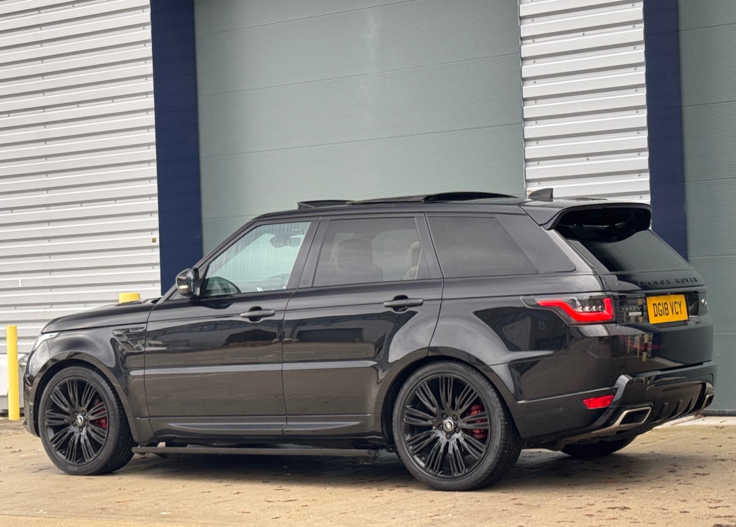 Used Land Rover Range Rover Sport 2018 for sale - 76684565: Photo 9