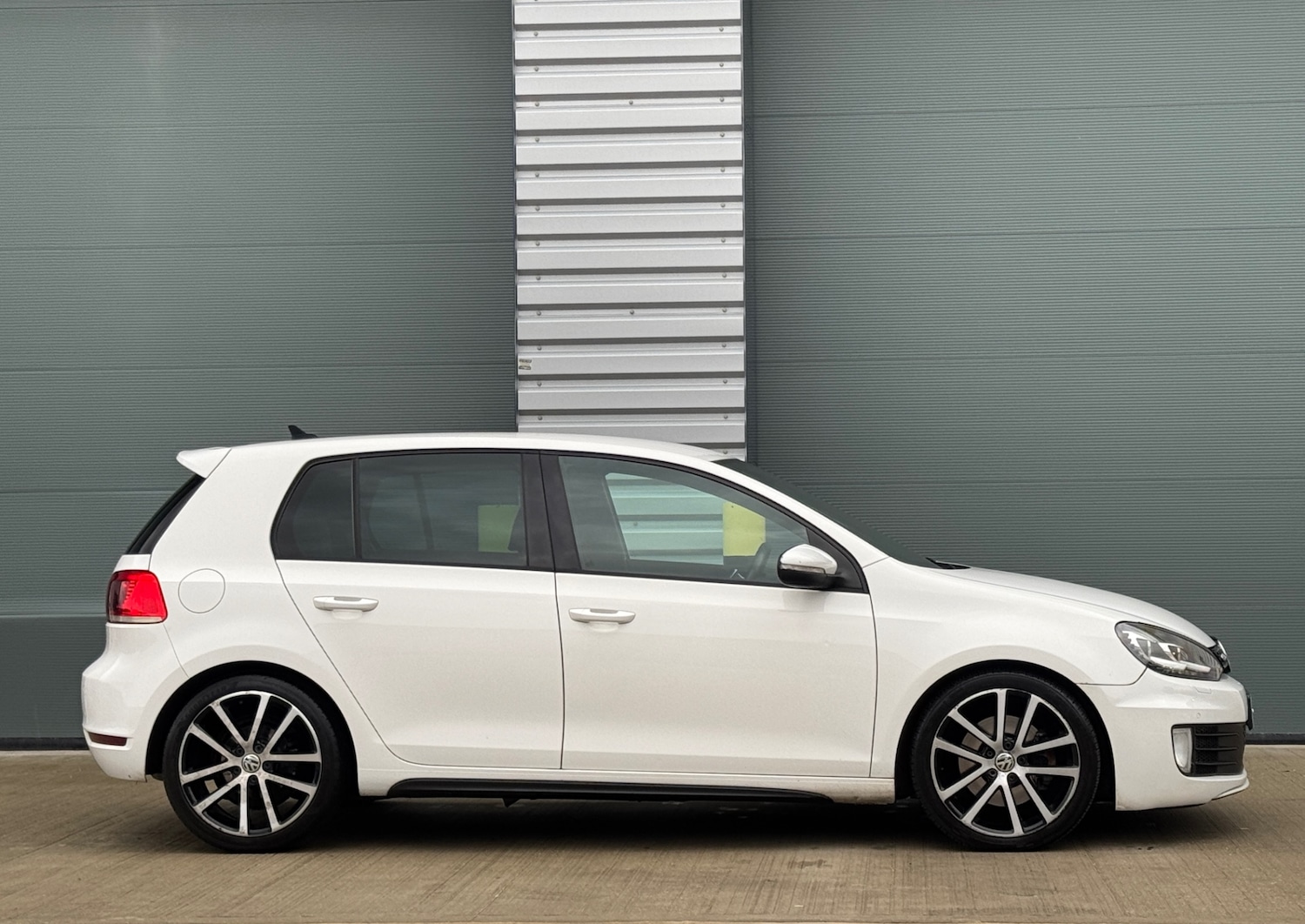 Used Volkswagen Golf 2012 for sale - 77452778: Photo 3