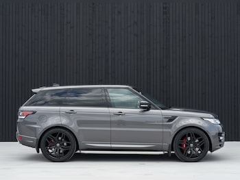 Used Land Rover Range Rover Sport 2017 for sale - 79607102: Photo