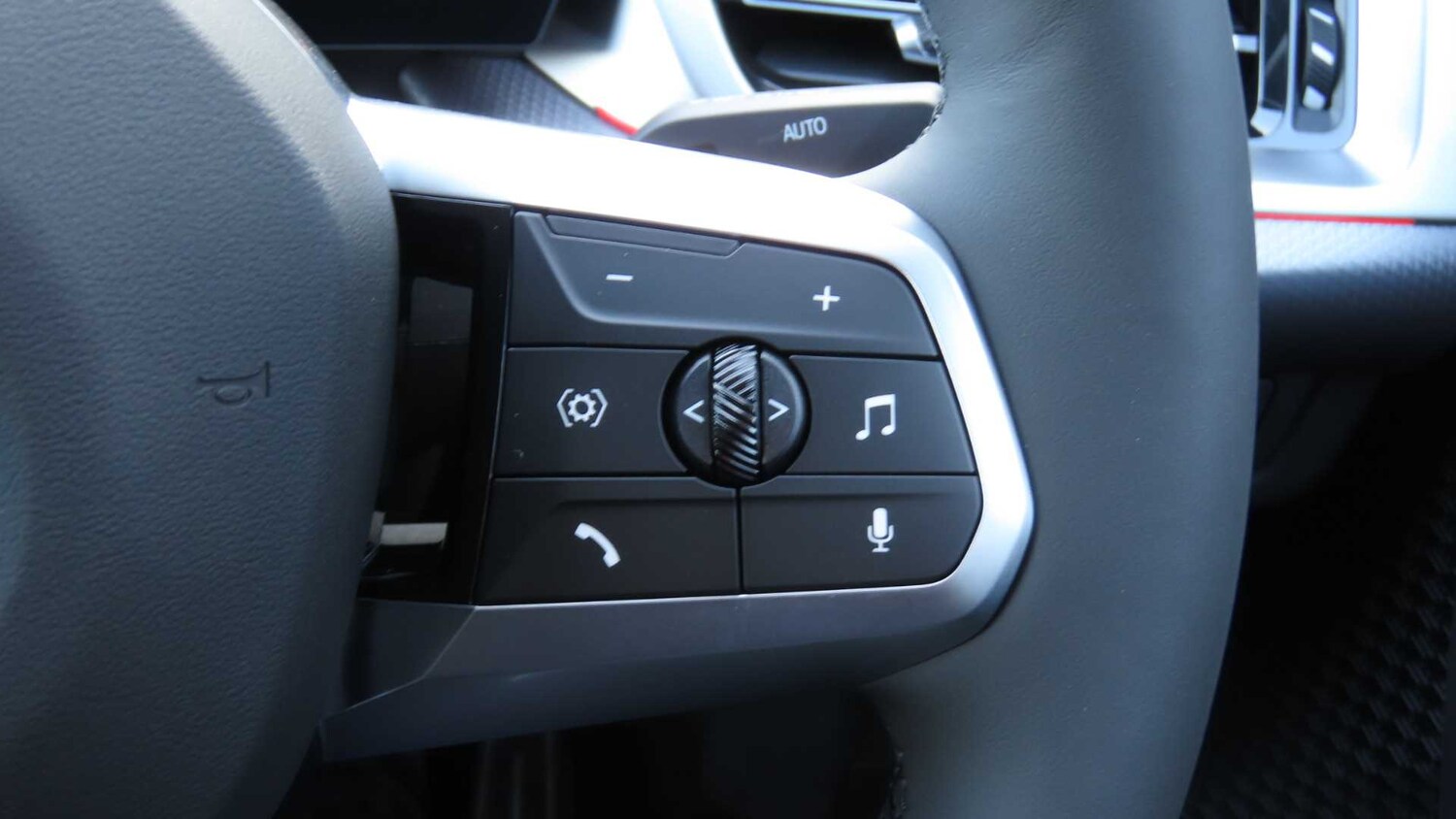 Used BMW iX2 2025 for sale - 77561042: Photo 25