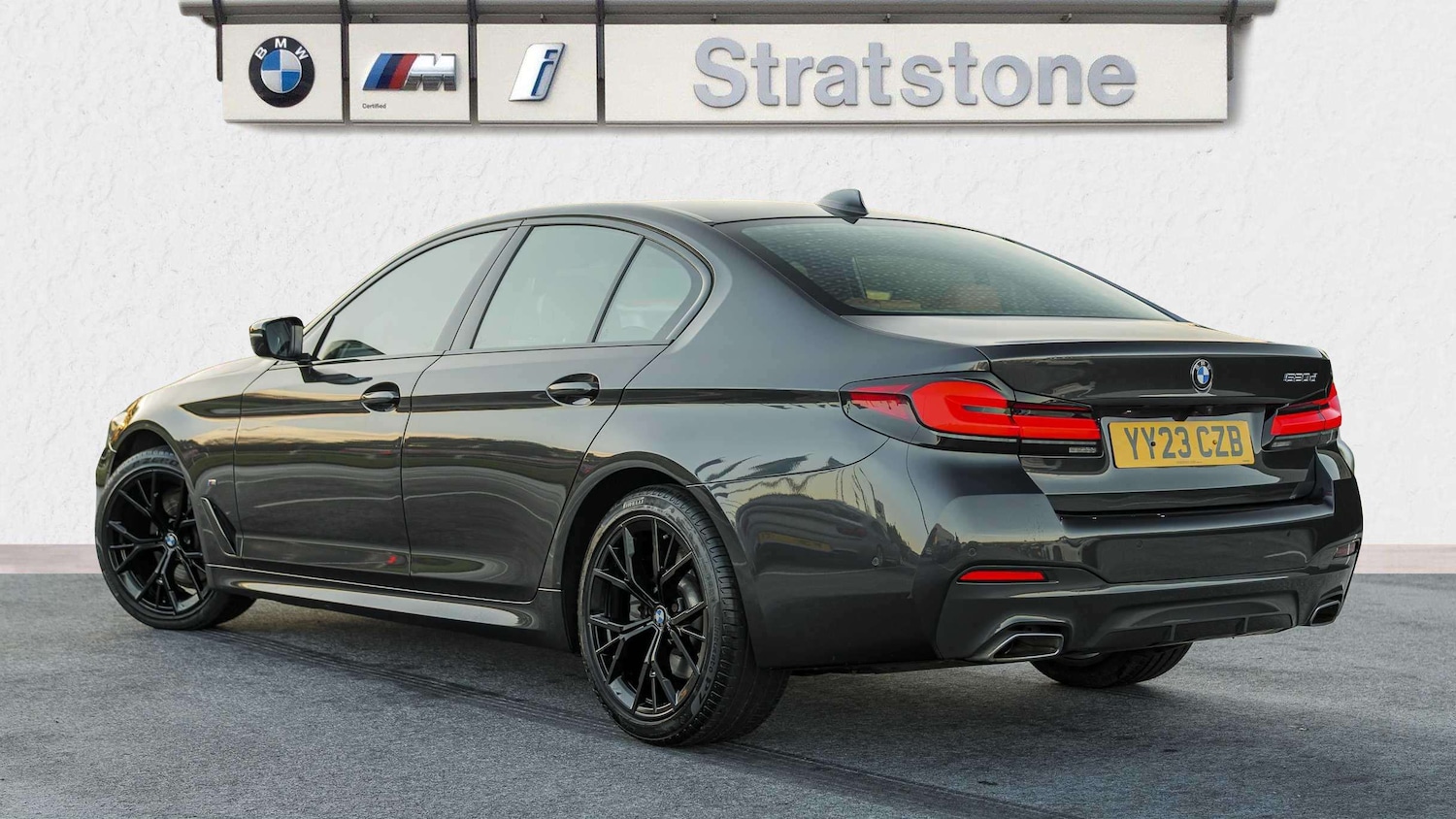 Used BMW 5 Series 2023 for sale - 77233108: Photo 2