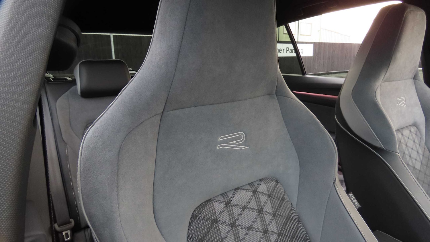 Used Volkswagen Golf 2024 for sale - 76401318: Photo 26