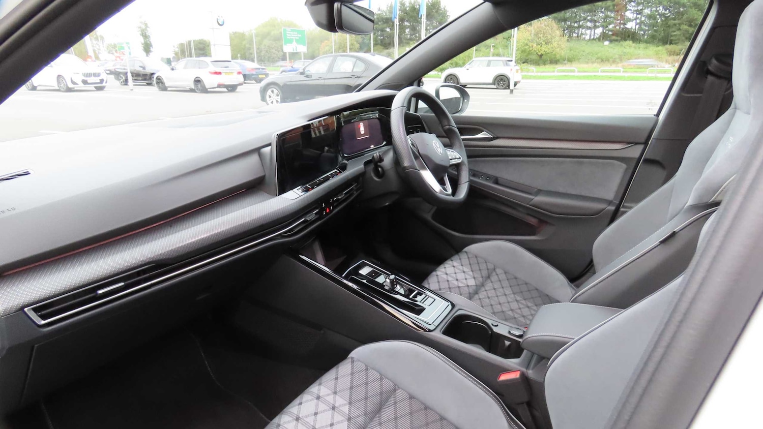 Used Volkswagen Golf 2024 for sale - 76401318: Photo 7