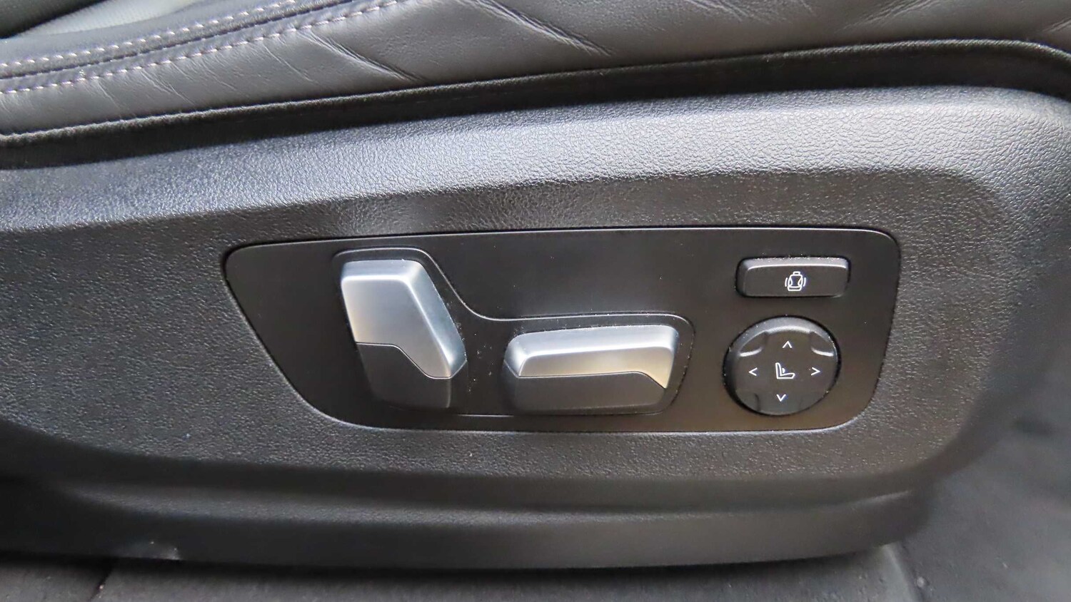 Used BMW X5 2023 for sale - 76851566: Photo 30