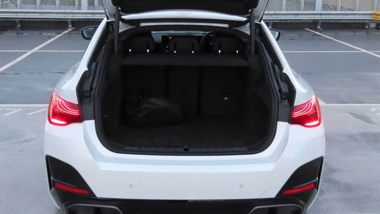 Used BMW i4 2025 for sale - 76435709: Photo 13