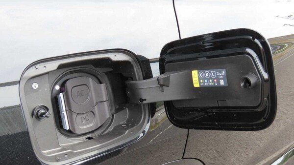 Used BMW iX1 2025 for sale - 75282230: Photo 10