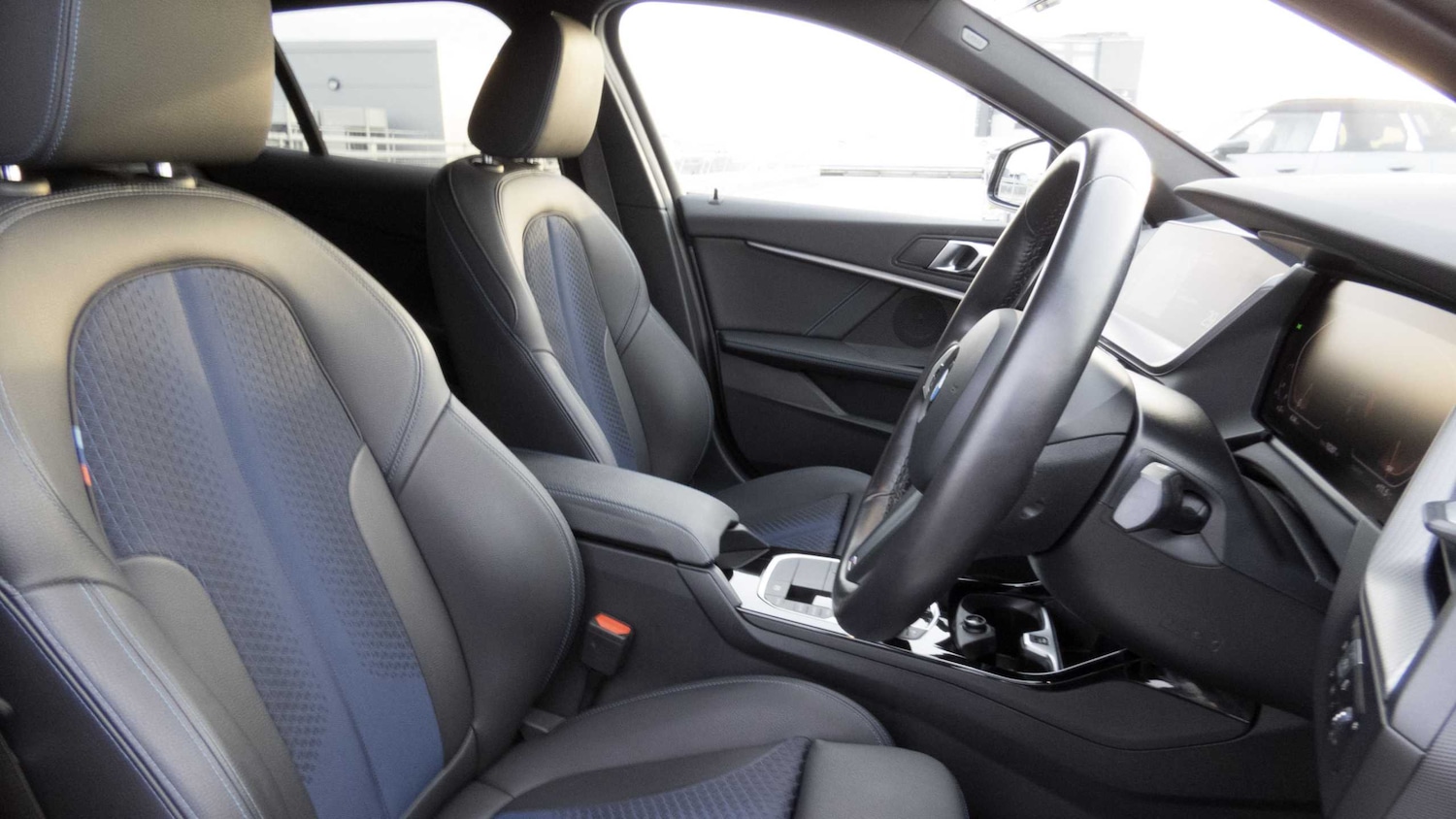 Used BMW 1 Series 2024 for sale - 76411308: Photo 11