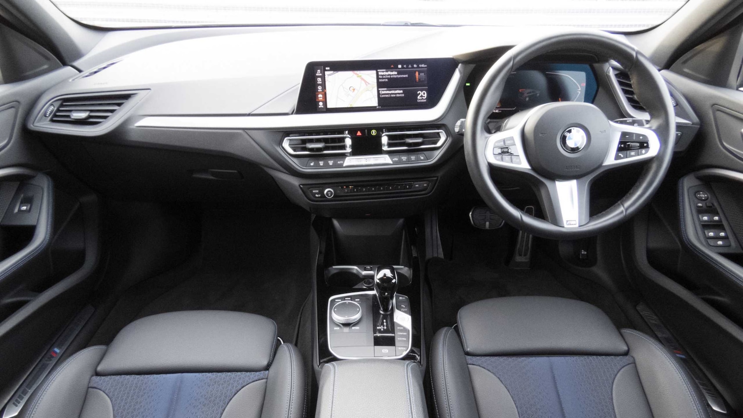 Used BMW 1 Series 2024 for sale - 76411308: Photo 4