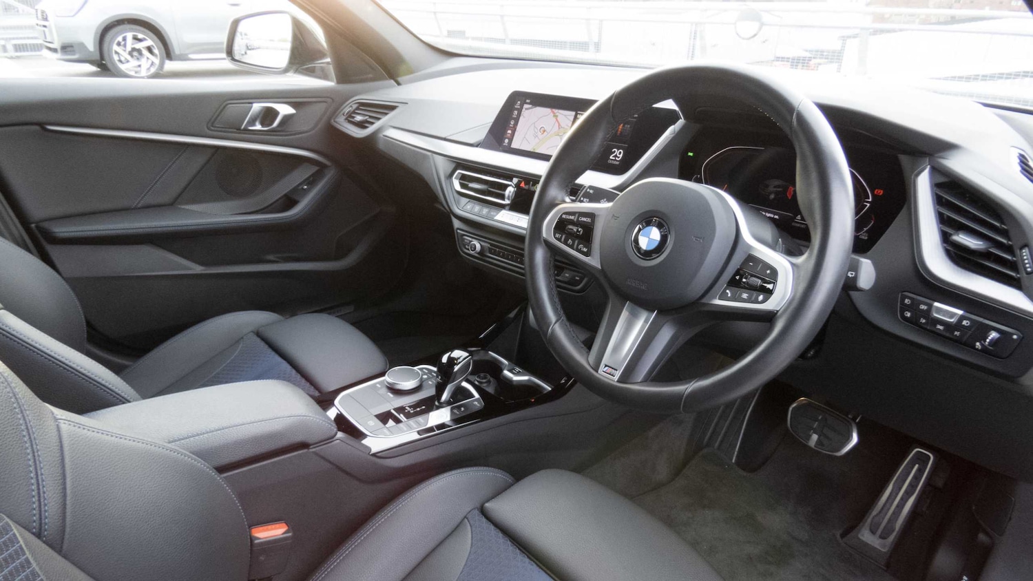 Used BMW 1 Series 2024 for sale - 76411308: Photo 6