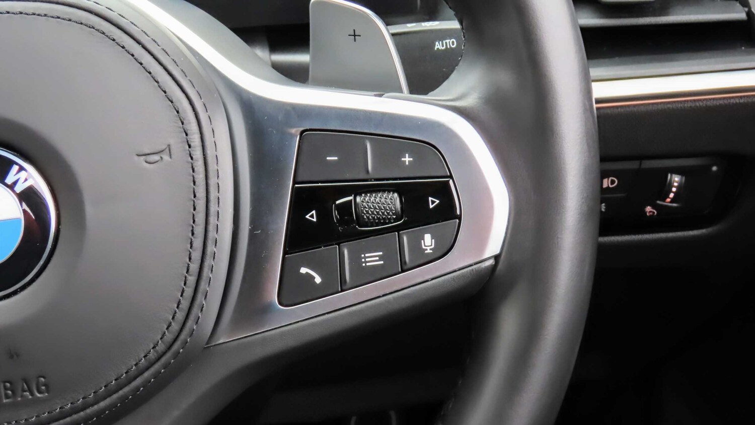 Used BMW 3 Series 2023 for sale - 76889760: Photo 28