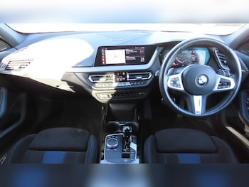 Used BMW 1 Series 2021 for sale - 76373737: Photo
