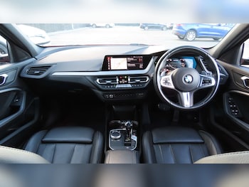 Used BMW 1 Series 2020 for sale - 76390602: Photo