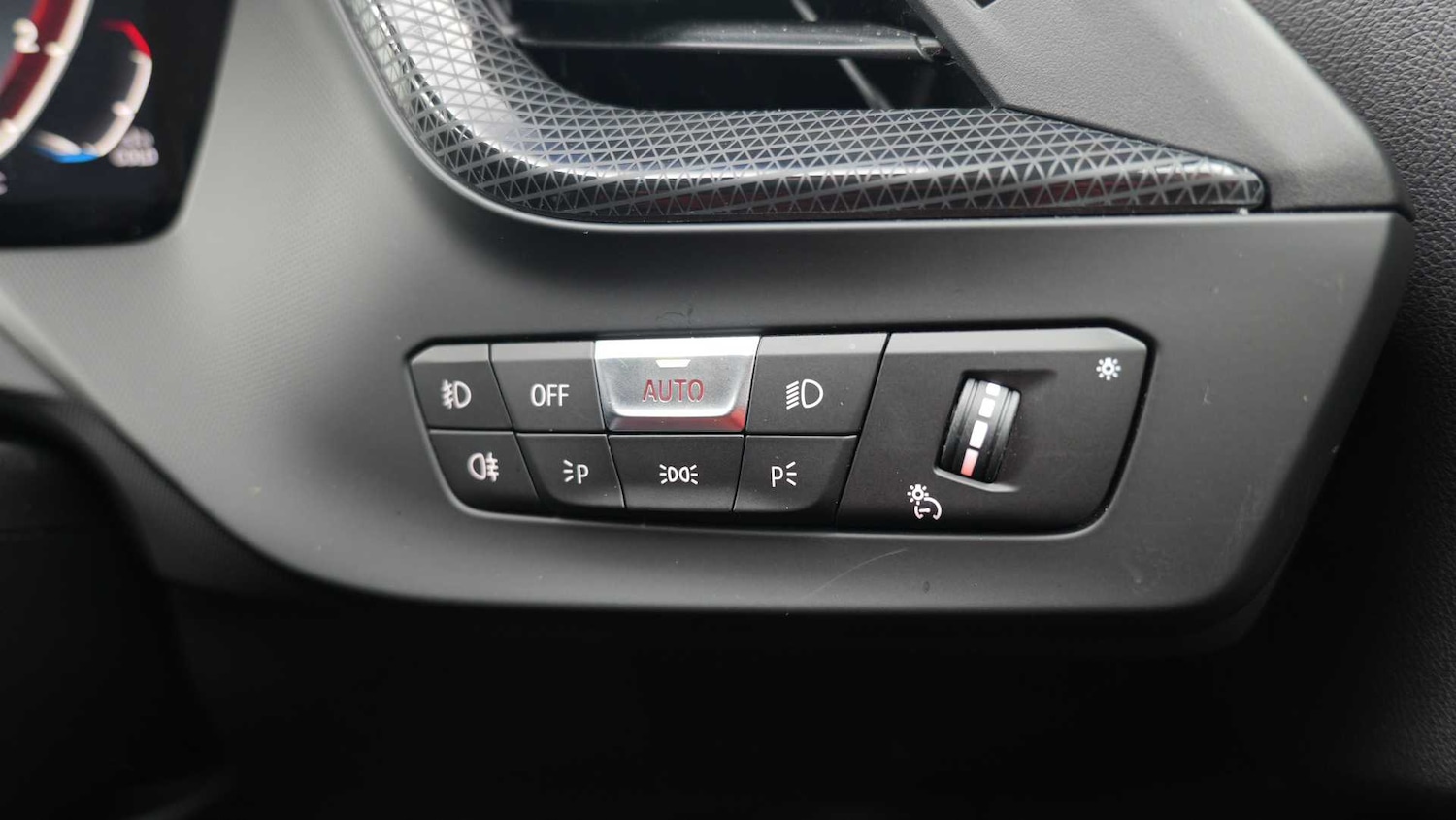 Used BMW 2 Series 2023 for sale - 77810967: Photo 16